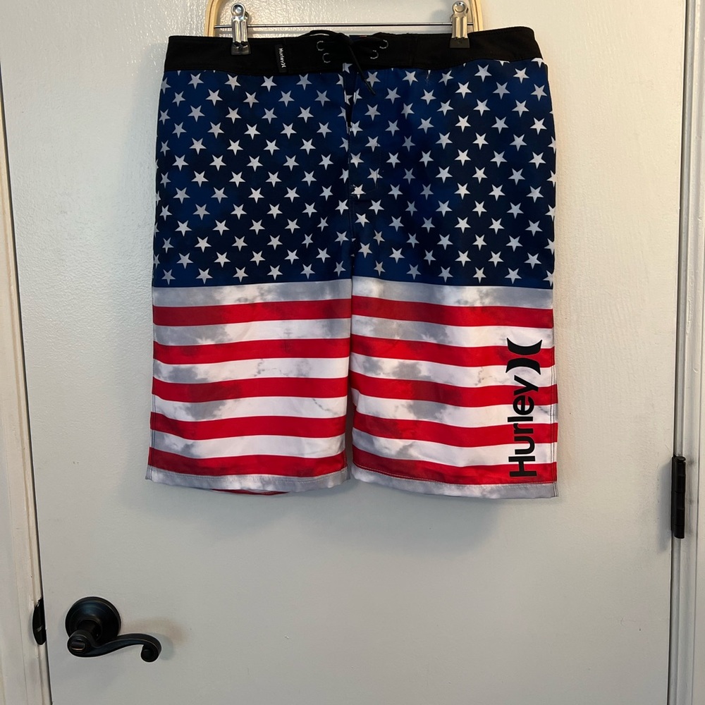 HURLEY Boys American Flag Swim Shorts inseam 9.5” waist 18/29